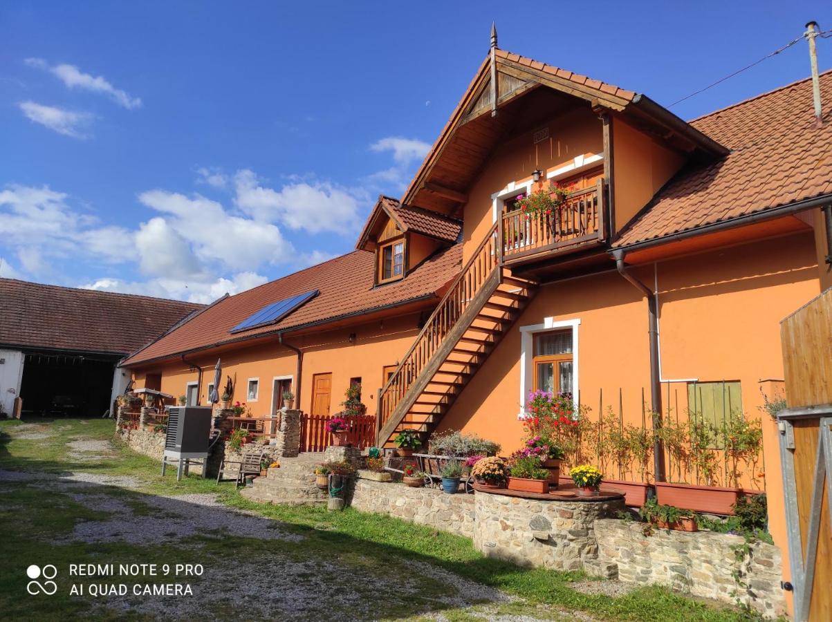 Apartman Pod Sribrnou Horou Lhenice Εξωτερικό φωτογραφία